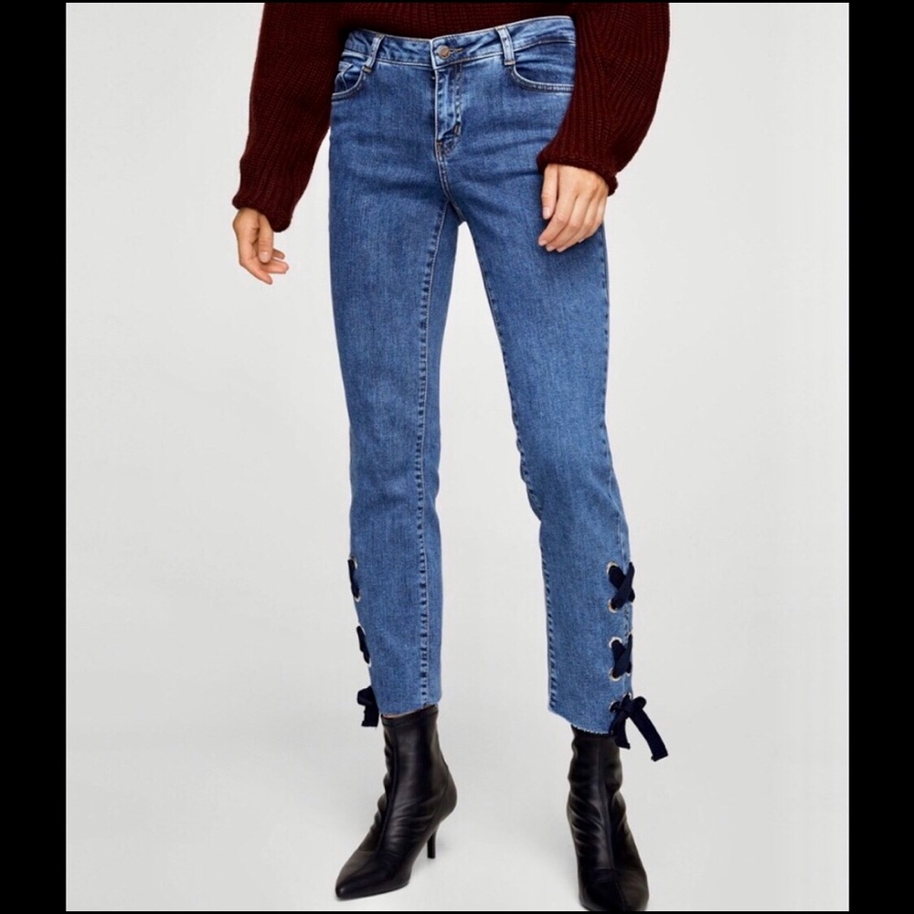 MNG Jeans with Ribbon Criss-cross Frayed Ankle